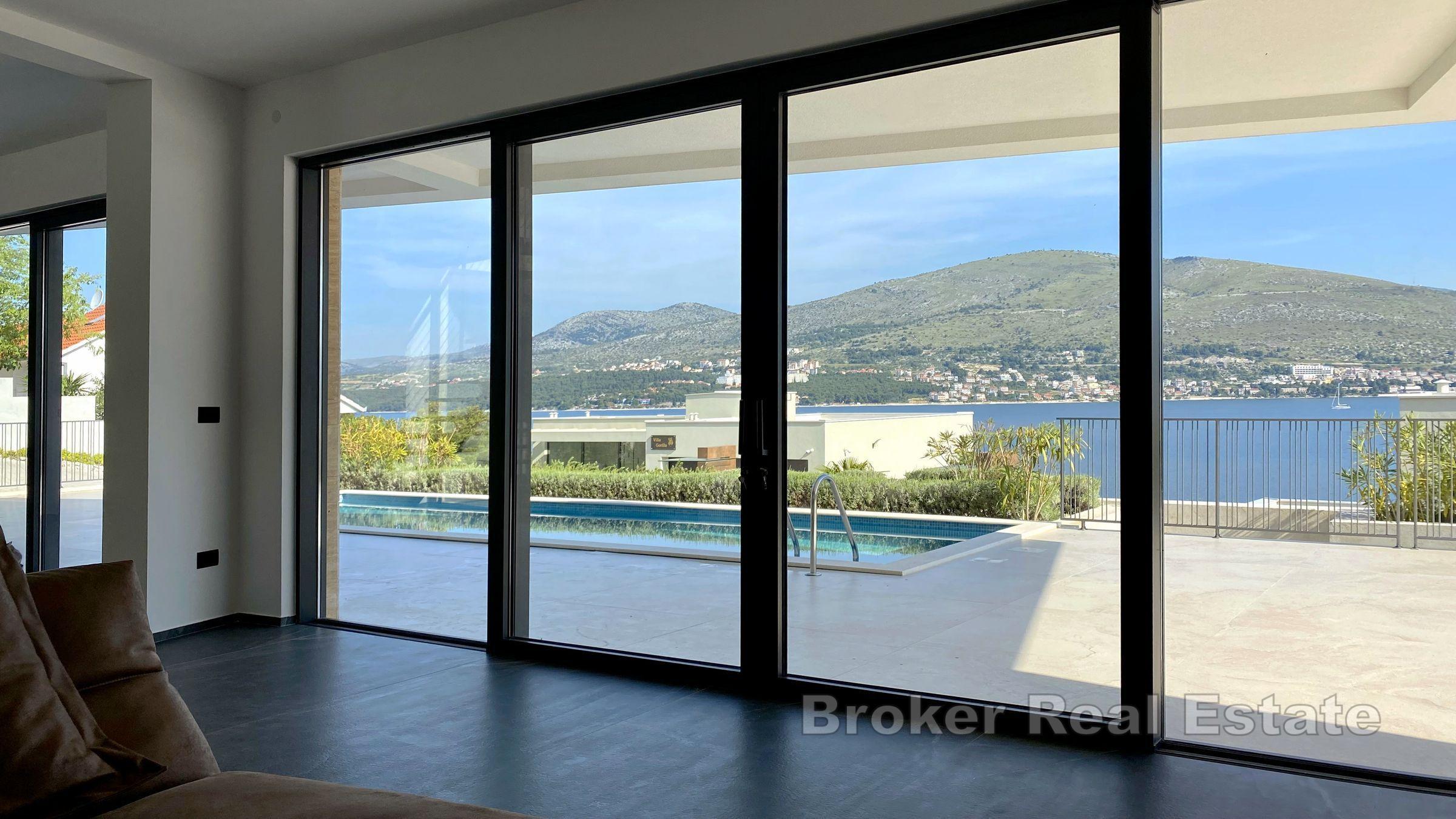 Insel Ciovo - Neubauvilla mit Pool