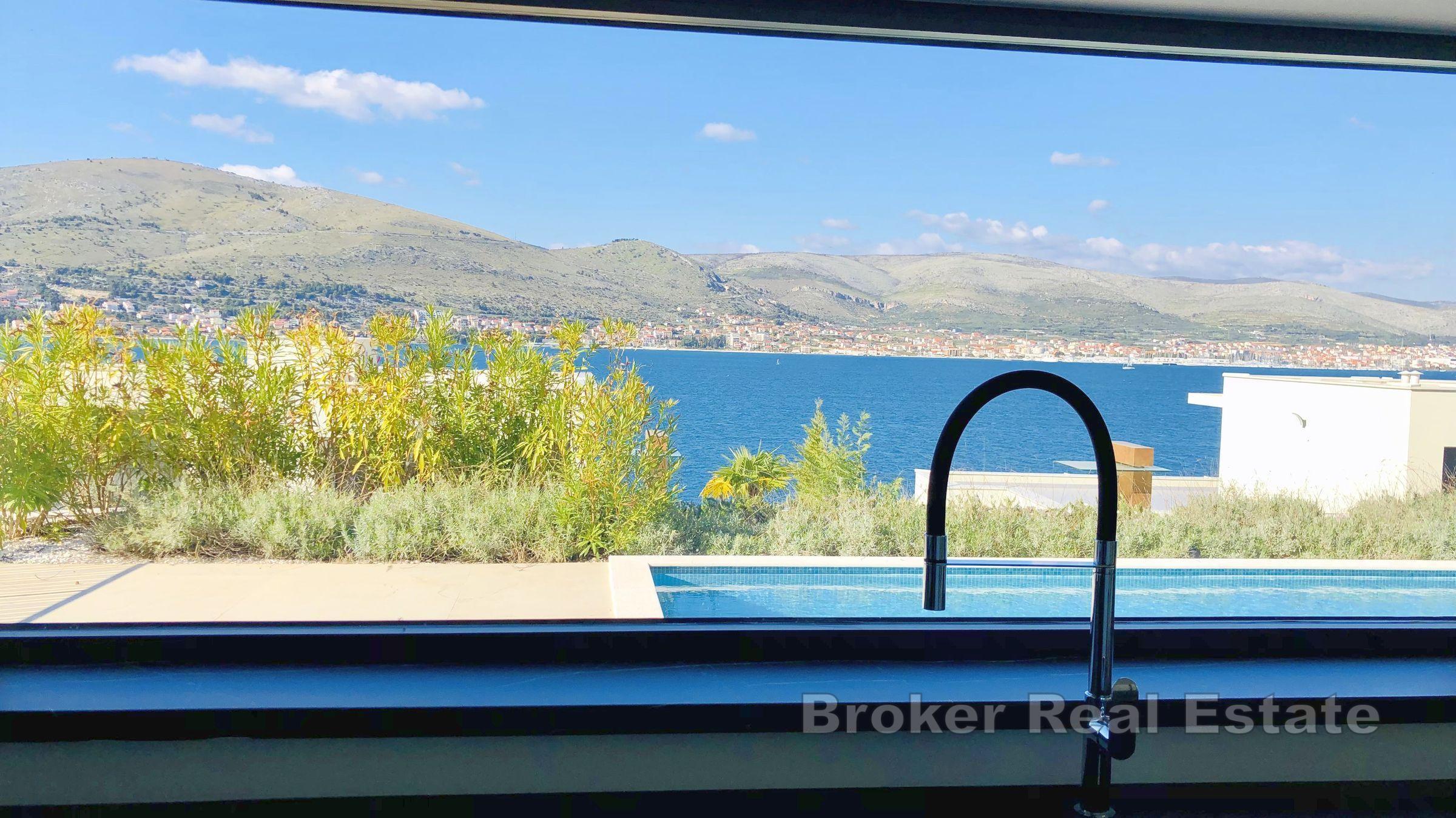 Insel Ciovo - Neubauvilla mit Pool