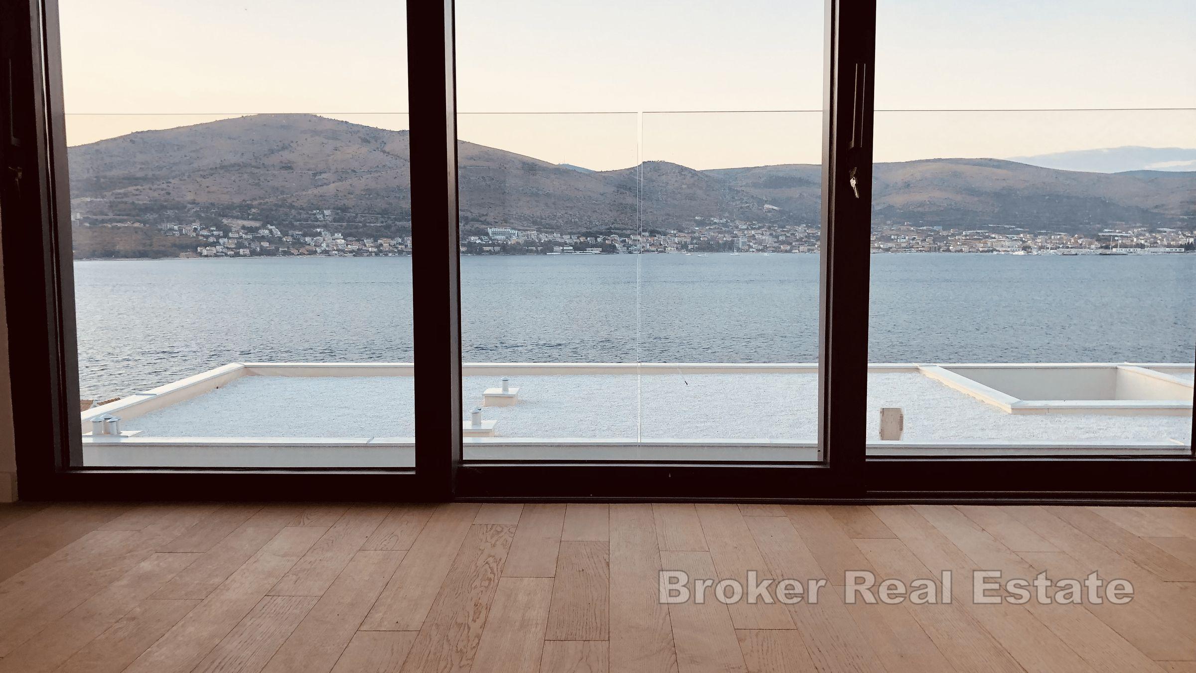 Villa med åpen havutsikt