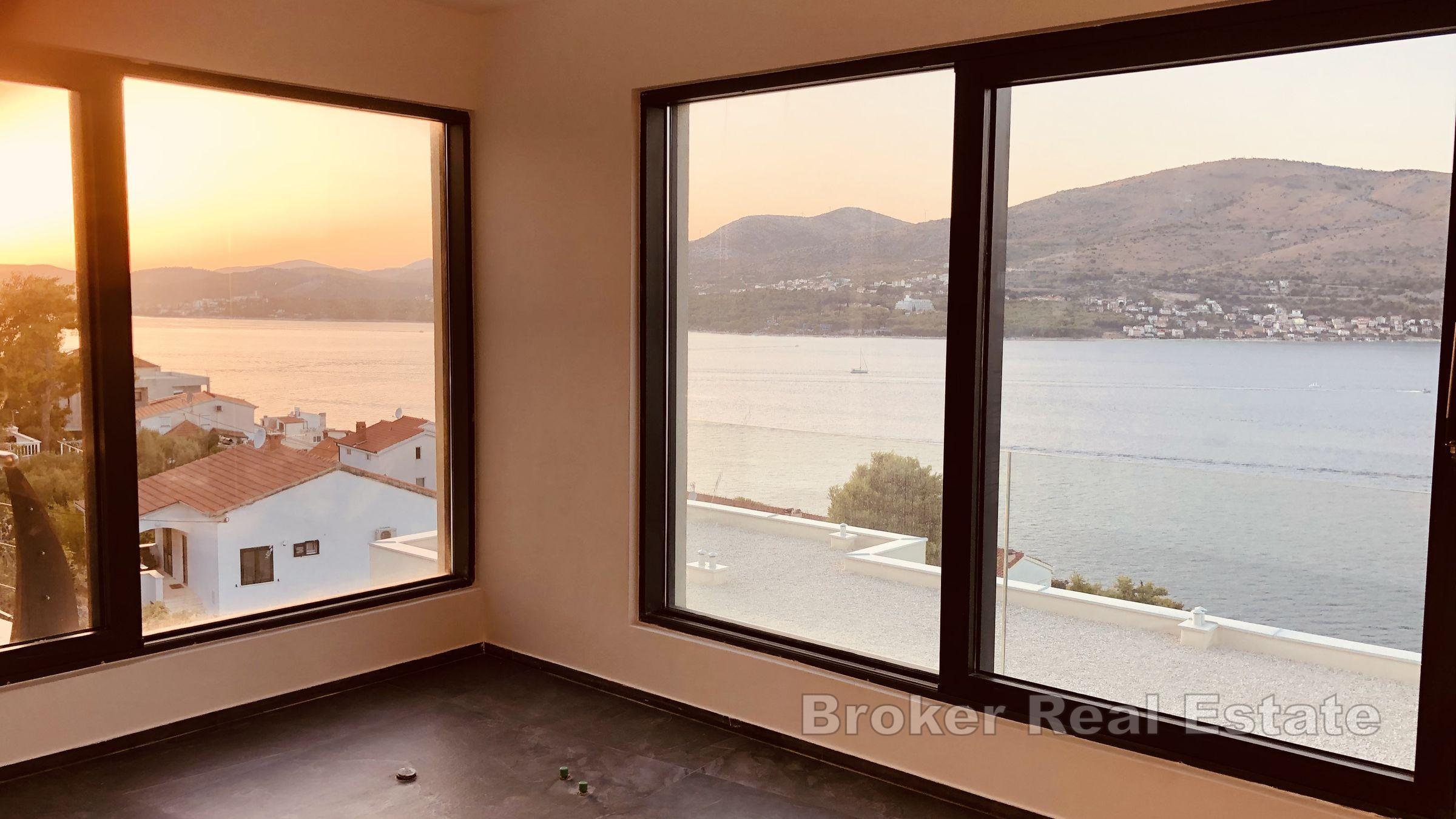 Luksuriøs villa med panoramautsikt over havet