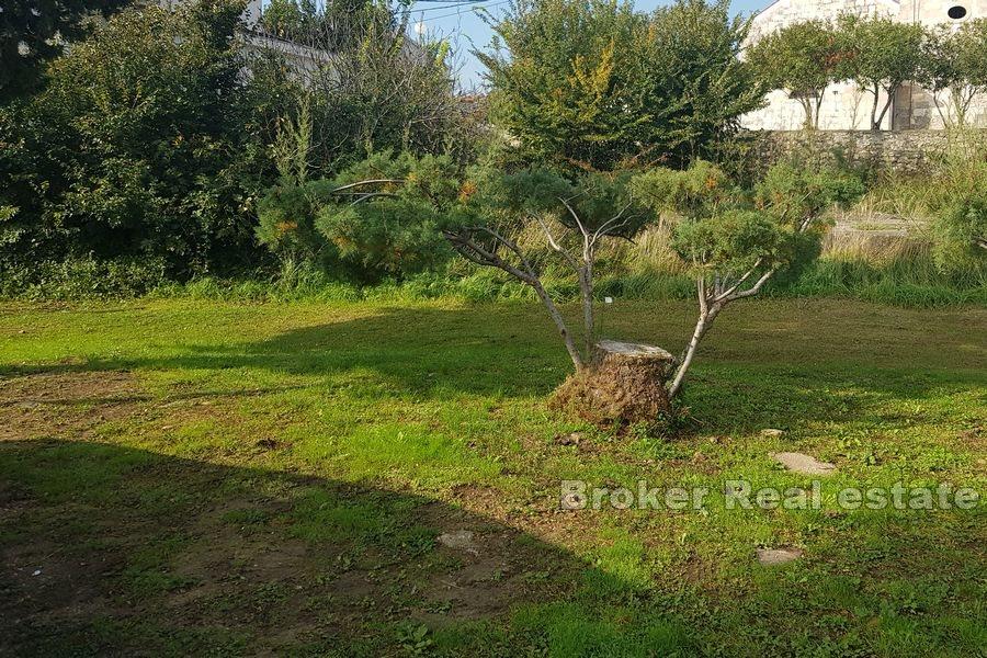 Isola di Ugljan - Terreno edificabile, seconda fila al mare