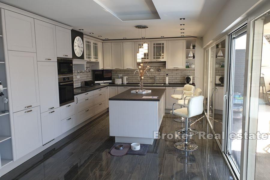 Near Split - House with pool