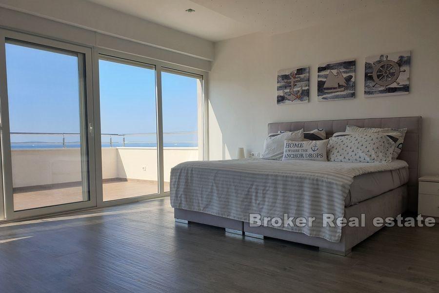 Near Split - House with pool