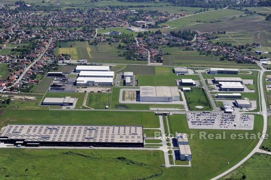 Varaždin - Ampio terreno edificabile nella zona commerciale