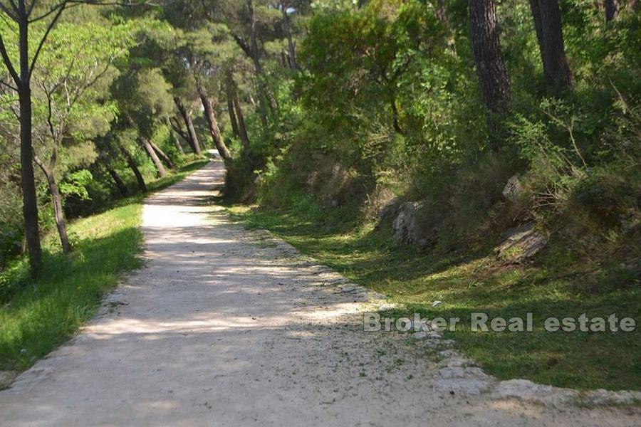 Dubrovník - stavební pozemek s projektem dvojdomu