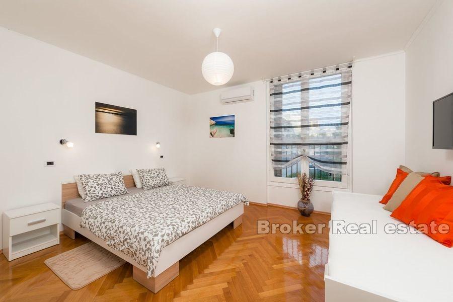 Split - Trstenik, comfortable duplex apartment with terrace