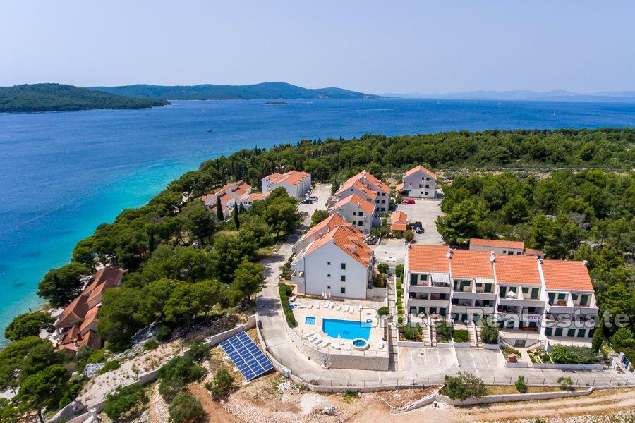 Ostrov Brač - Jednopokojový byt se zahradou