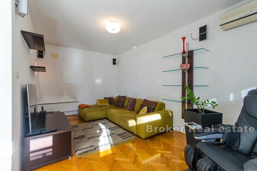 Split, Trstenik - Komfortní mezonetový apartmán