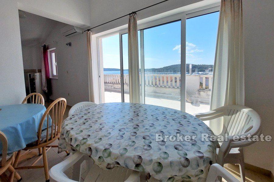 Rogoznica - House with apartments near the sea