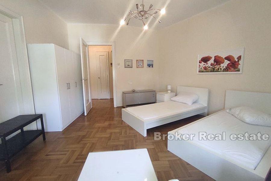 Spalato - Bačvice, appartamento con due camere da letto