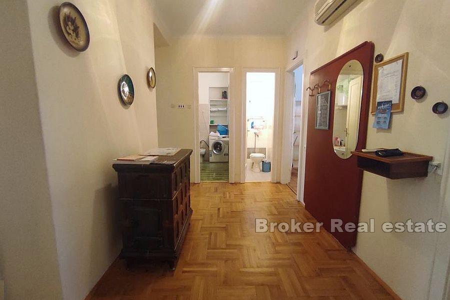 Spalato - Bačvice, appartamento con due camere da letto