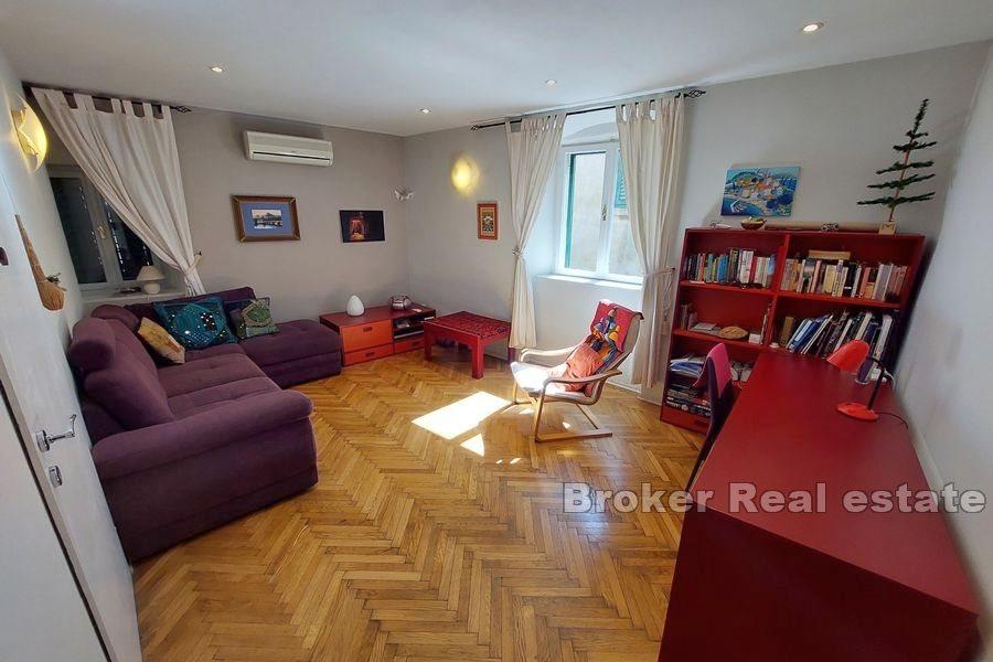 Split - Leilighet i sentrum