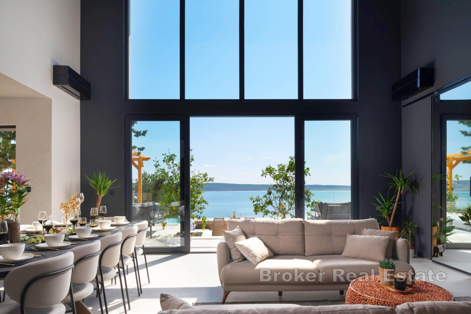 Vicino a Zara - Villa di nuova costruzione con piscina e vista mare