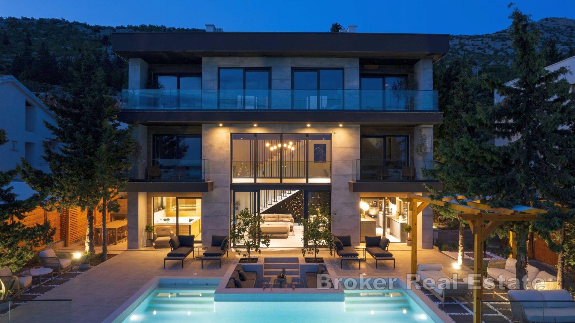 Vicino a Zara - Villa di nuova costruzione con piscina e vista mare