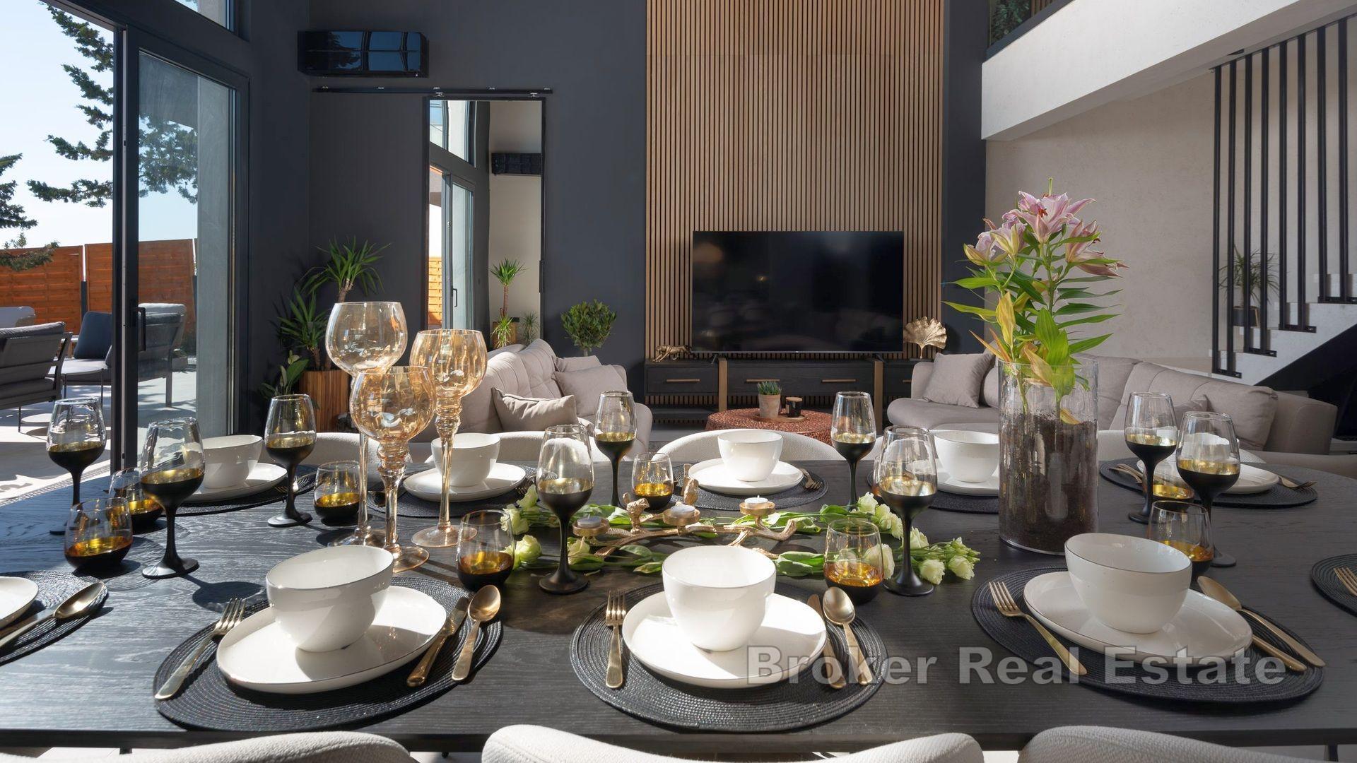 Vicino a Zara - Villa di nuova costruzione con piscina e vista mare