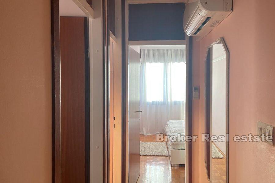 Split - Pujanke, komfortní třípokojový apartmán
