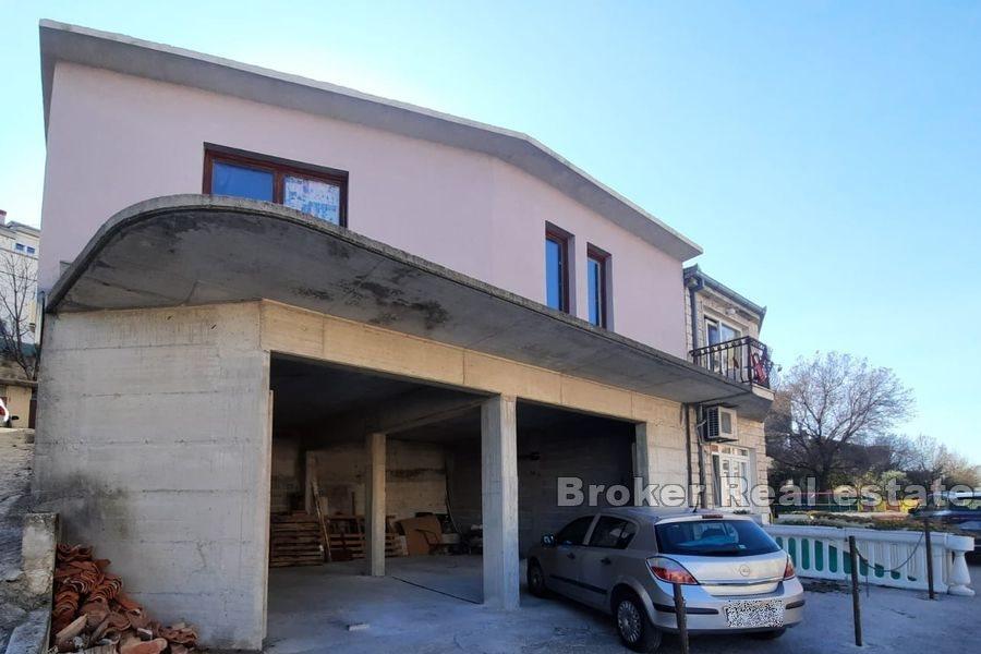 Split - Visoka, unfertiges Haus