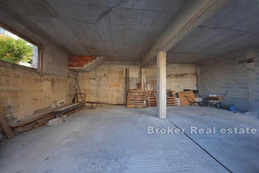 Split - Visoka, unfertiges Haus