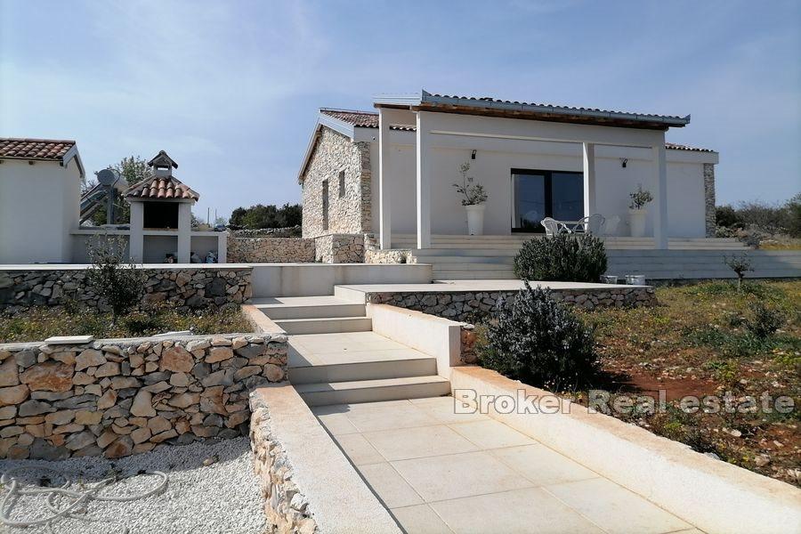 Near Trogir - House with pool and sea view