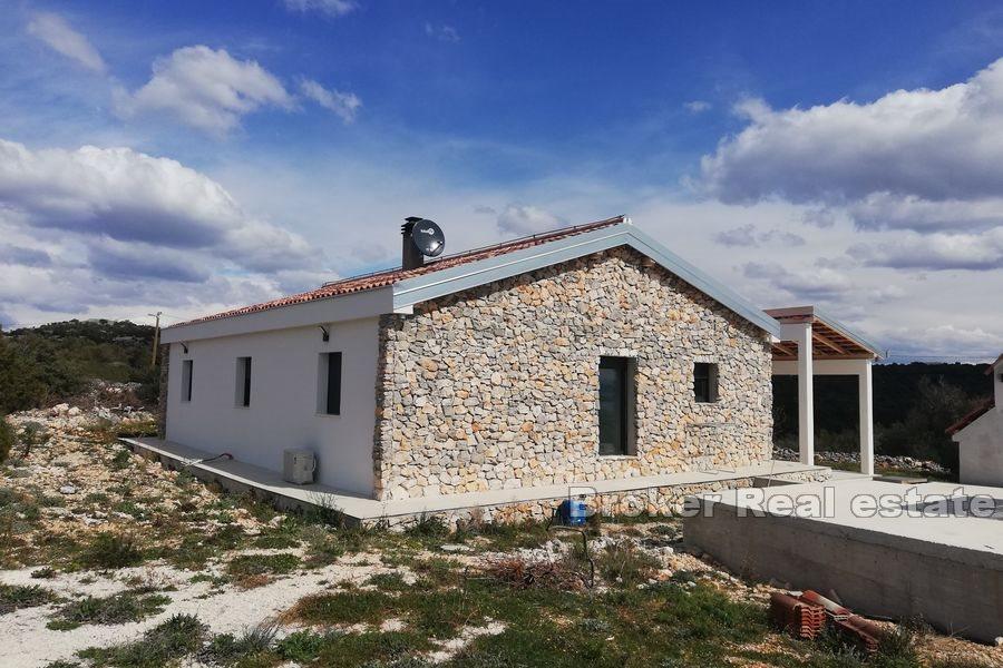 Near Trogir - House with pool and sea view