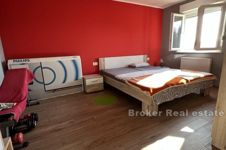 Rijeka - Duplex leilighet med hage