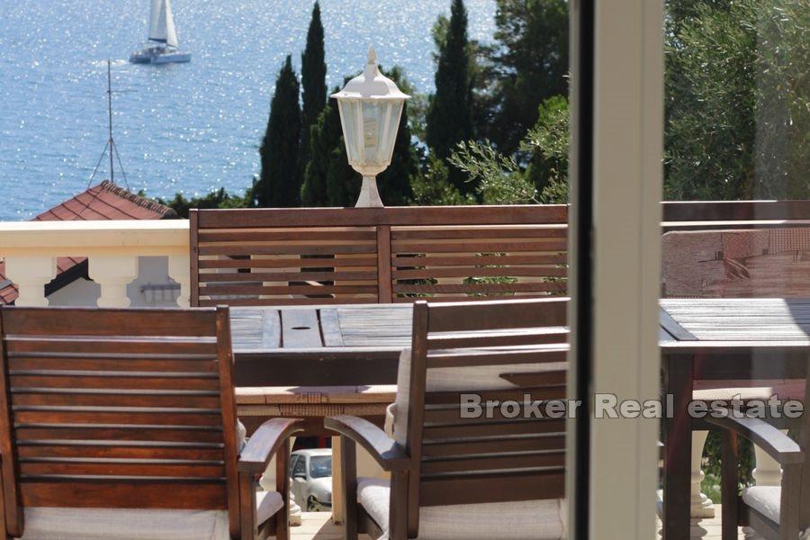 Biograd na Moru - Dom z apartamentami blisko morza