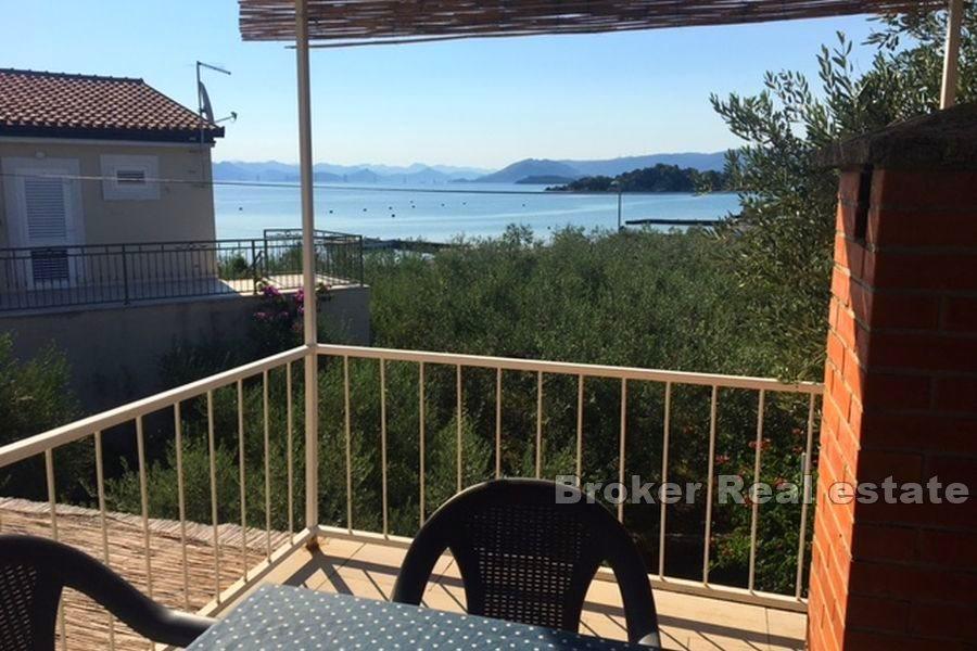 Peljesac - Hus andra raden från havet