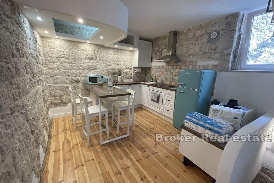Trogir - Kamenný dům v centru