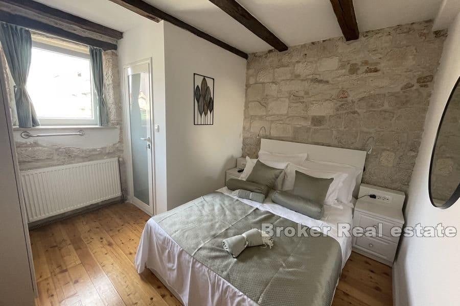 Trogir - Kamenný dům v centru