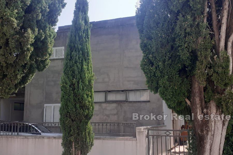 Kastela - Lägenhet i familjehus i centrum