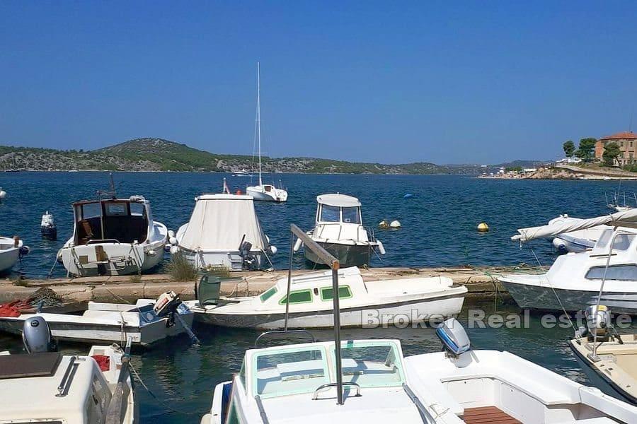 Шибеник - Дом в центре, ро-бау