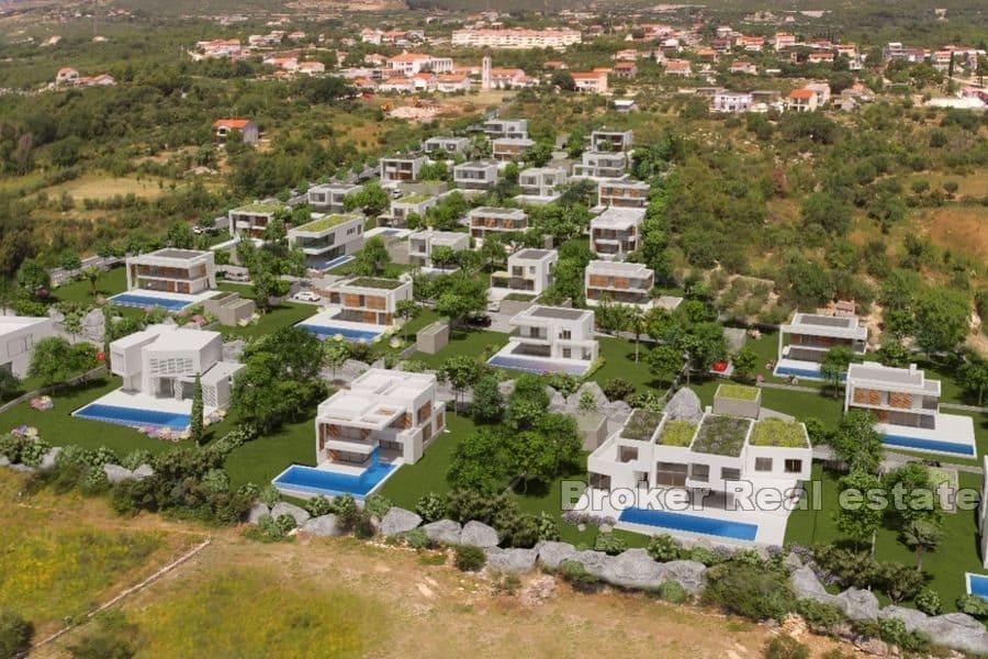 Kastela - Przestronna działka budowlana z projektem