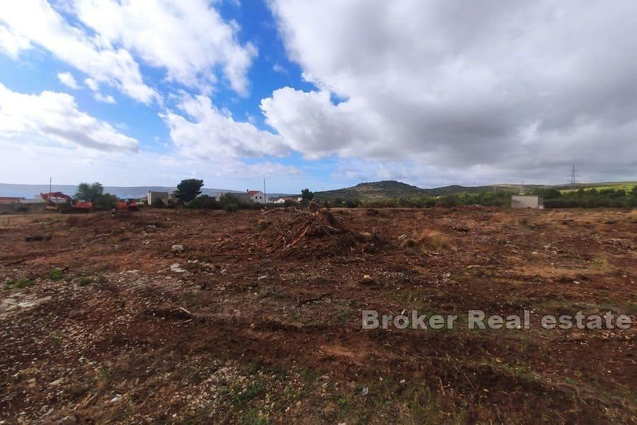 Kastela - Spacious building land with sea view