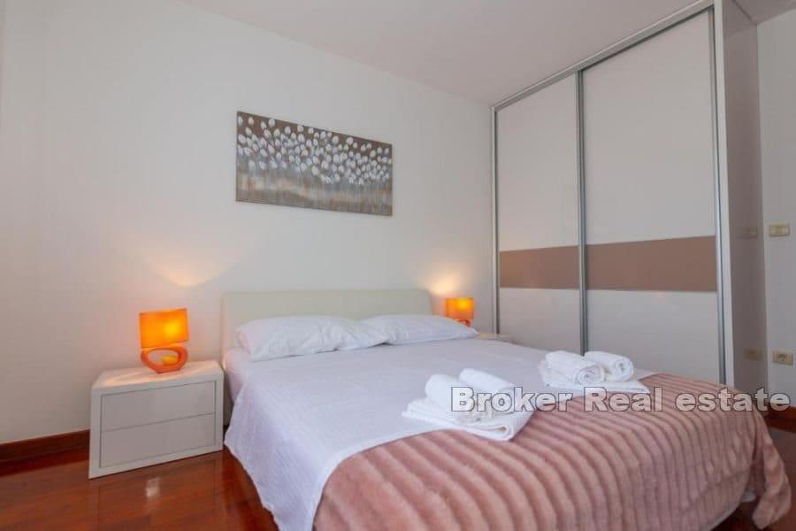 Split - Moderne toroms leilighet