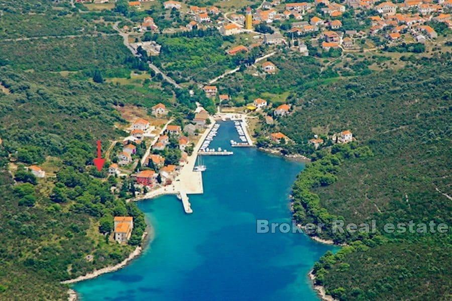 Wyspa Molat - działka budowlana w pobliżu morza