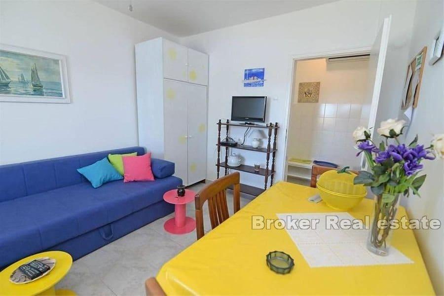 Island of Losinj - Apartment house first row to the sea