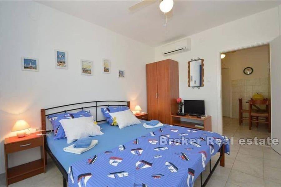 Island of Losinj - Apartment house first row to the sea
