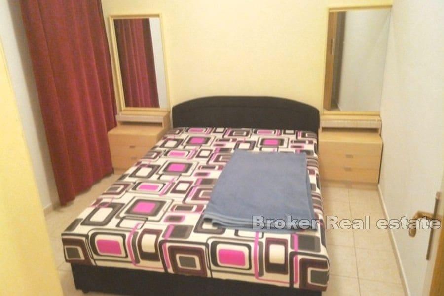 Sibenik - Immeuble au premier rang de la mer