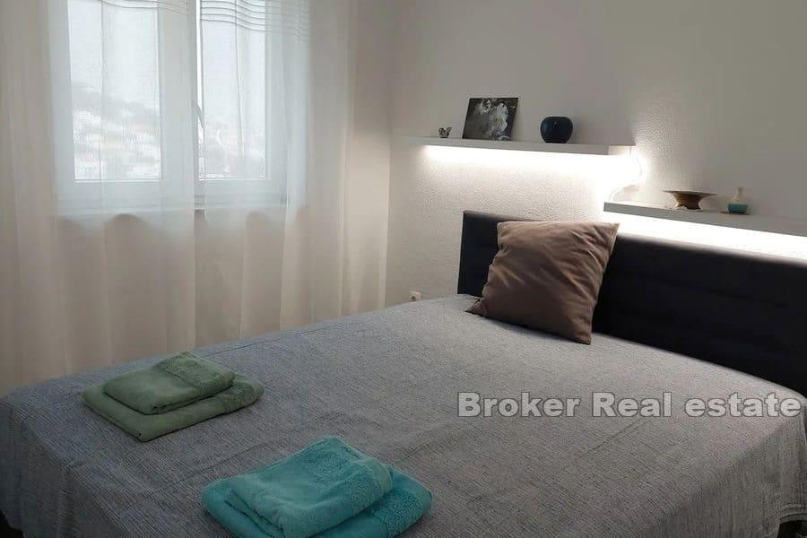 Île de Ciovo - Appartement avec terrasse sur le toit et vue sur la mer