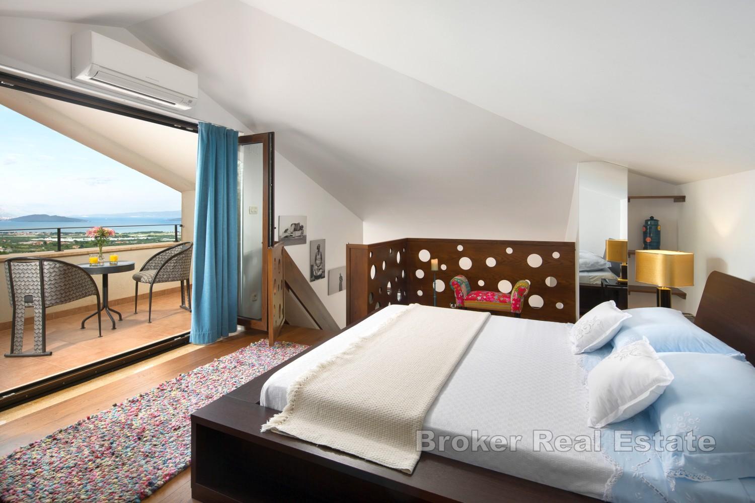 Trogir - Eiendom med panoramautsikt over havet