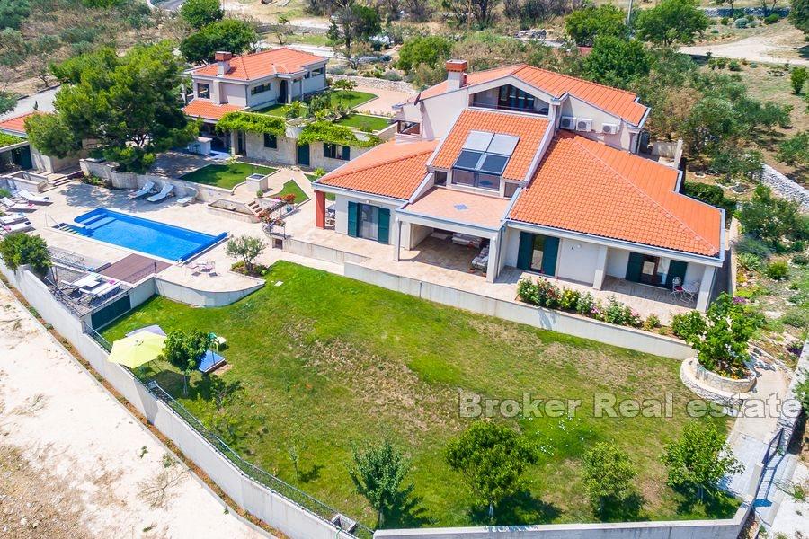 Trogir - Estate with a panoramic sea view