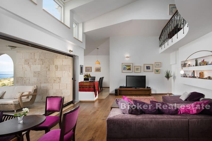 Trogir - Estate with a panoramic sea view