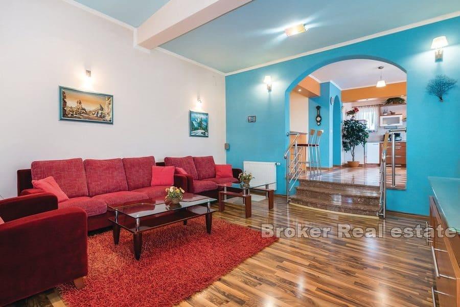 Vodice - Luxusná vila s bazénom