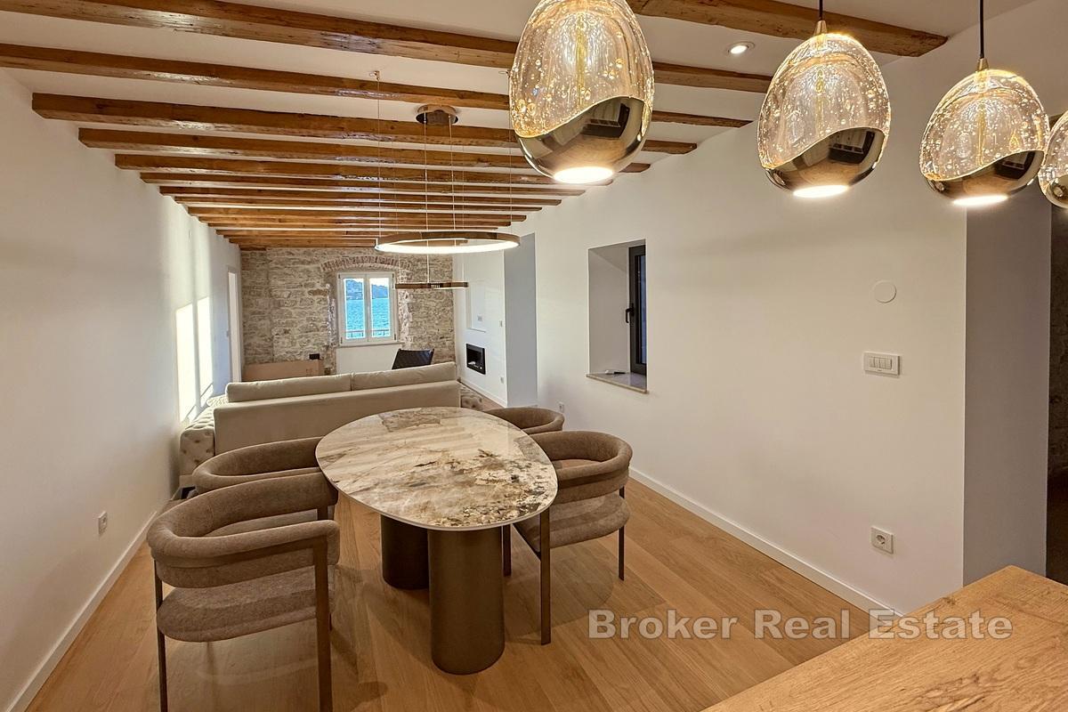 Šibenik - Luxusní apartmán v první řadě k moři