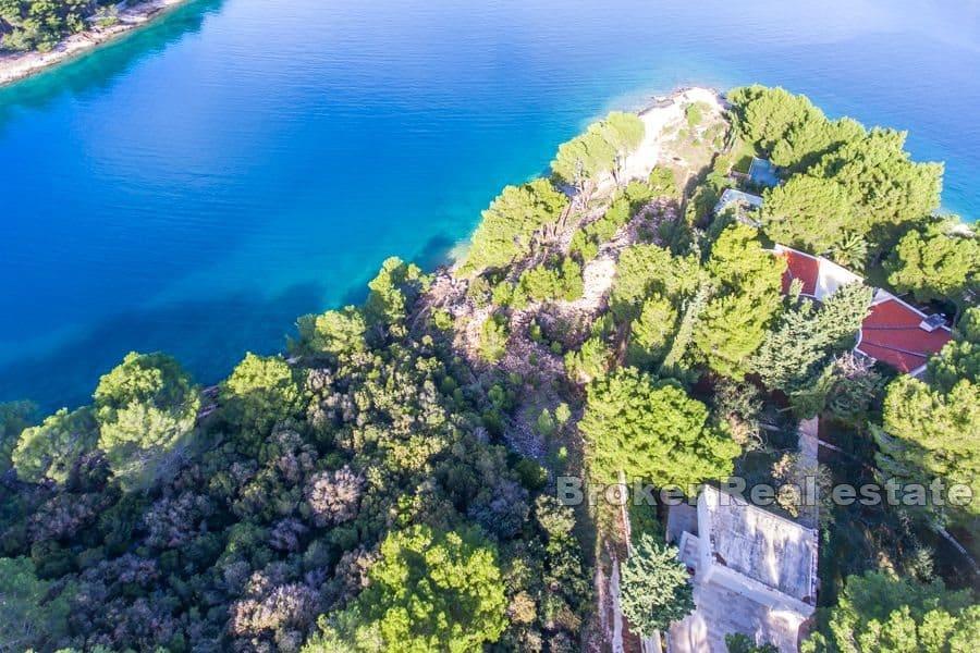 Brac - Building land first row to the sea