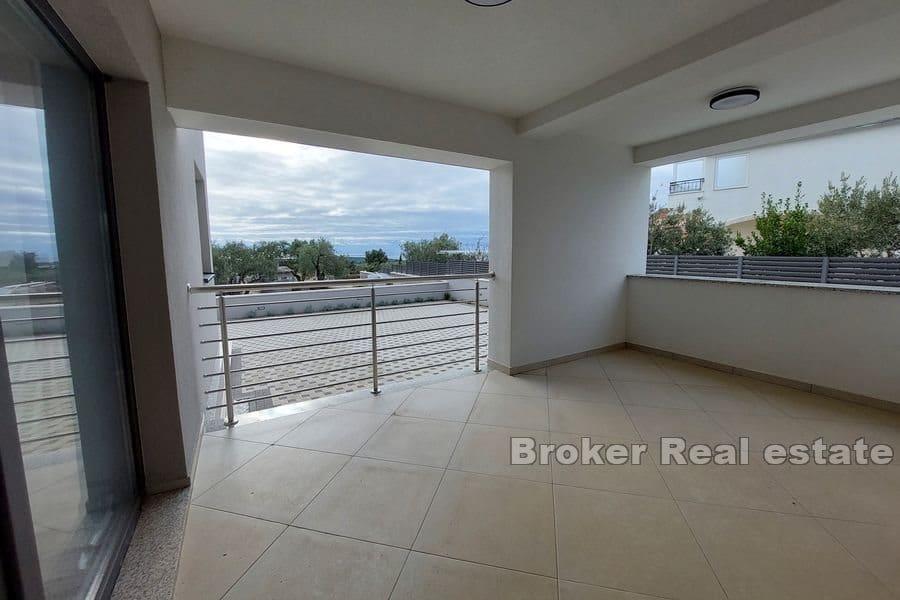 Primosten - Two bedoom apartment with a sea view