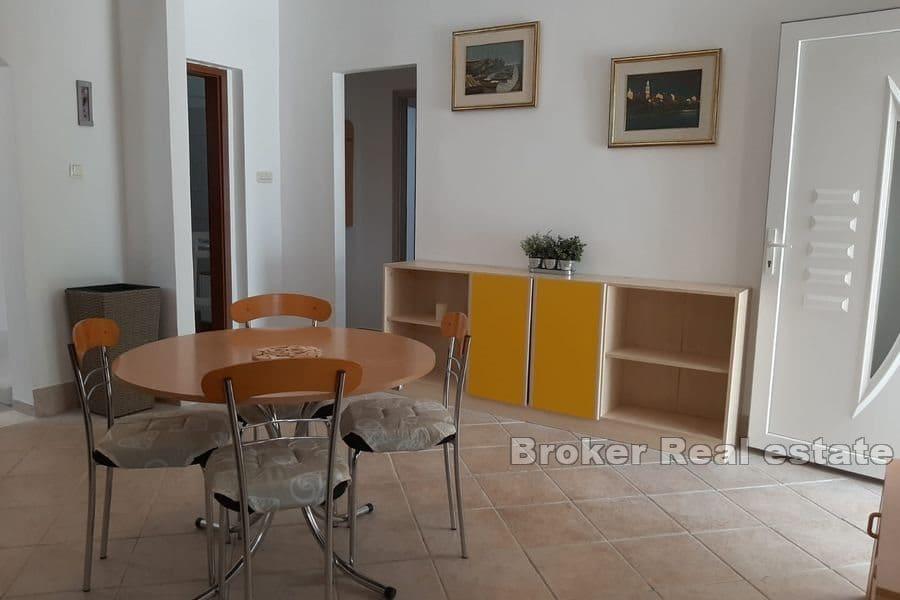 Rogoznica - Immeuble près de la mer