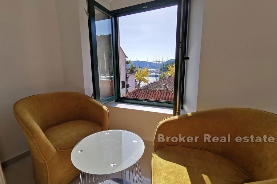 Шибеник - Отель у моря