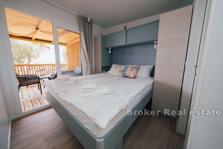 Crikvenica - Mobile homes in a tourist resort