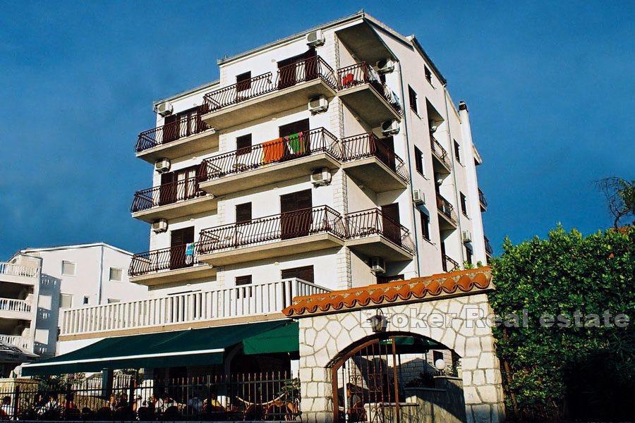 Île de Ciovo - Mini hôtel avec piscine en bord de mer et plage